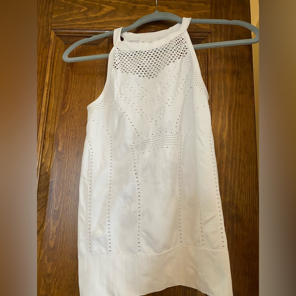Athleta work out tank. Diamond Mesh Trophy tank